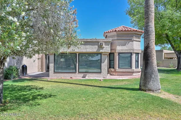 Property Slideshow image 2 of 34 | 9834 w kerry ln, Peoria, AZ, 85382