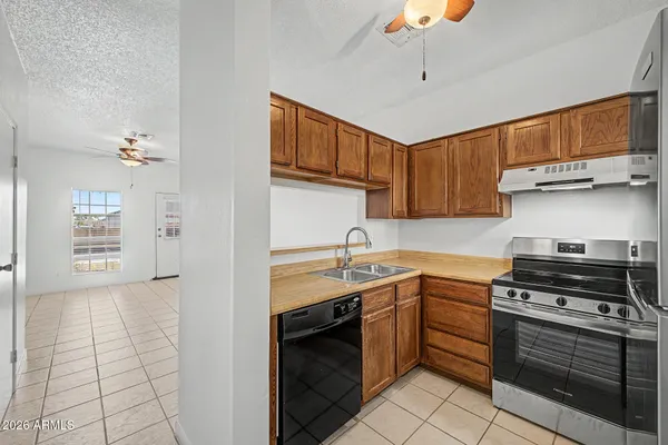 Property Slideshow image 3 of 18 | 3406 w julie dr 3, Phoenix, AZ, 85027