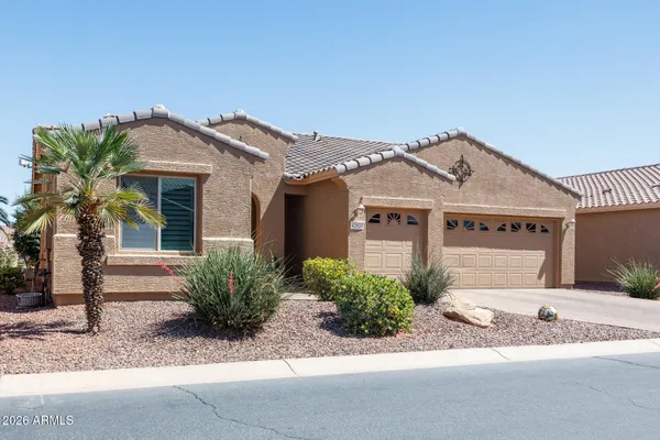 Property Slideshow image 2 of 47 | 42924 w darter dr, Maricopa, AZ, 85138