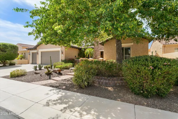 Property Slideshow image 2 of 51 | 26400 w runion ln, Buckeye, AZ, 85396