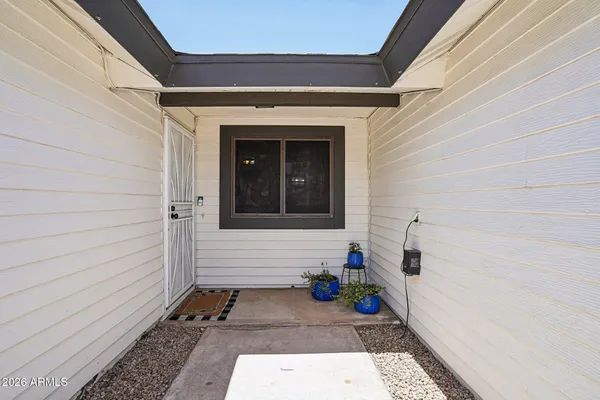 Property Slideshow image 3 of 35 | 4428 e pinto ct, Phoenix, AZ, 85044