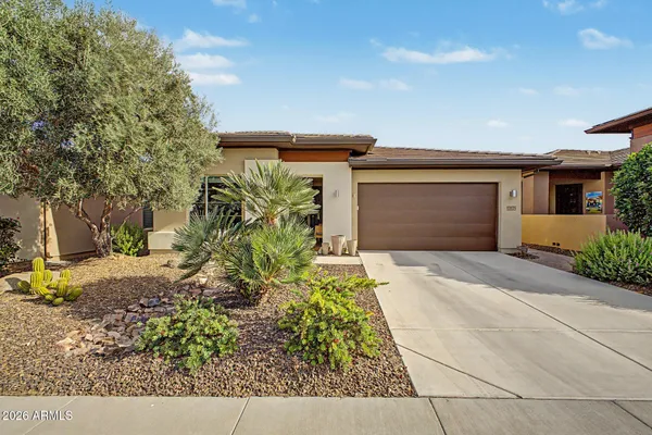 Property Slideshow image 2 of 63 | 13175 w lone tree trl, Peoria, AZ, 85383