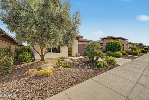 Property Slideshow image 3 of 62 | 13175 w lone tree trl, Peoria, AZ, 85383