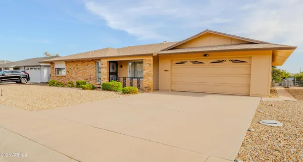 Property Slideshow image 2 of 28 | 12250 n balboa dr, Sun City, AZ, 85351
