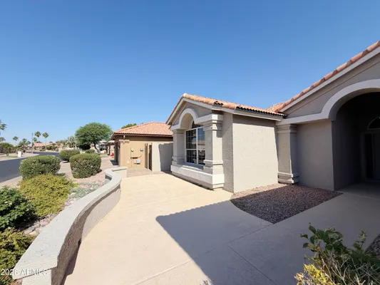Property Slideshow image 3 of 34 | 15430 w amelia dr, Goodyear, AZ, 85395