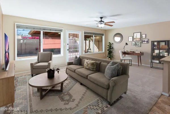 Property Slideshow image 2 of 26 | 4630 n 76th pl, Scottsdale, AZ, 85251