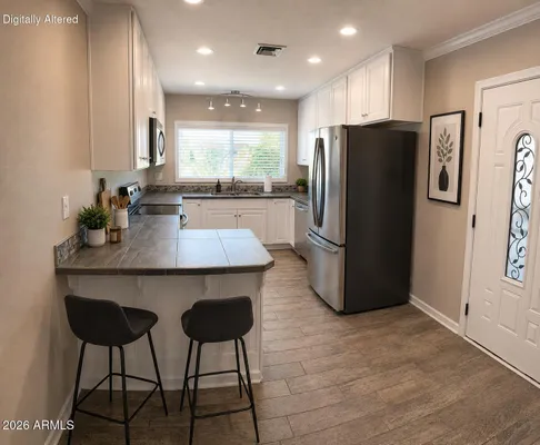 Property Slideshow image 2 of 10 | 7509 e rancho vista dr, Scottsdale, AZ, 85251