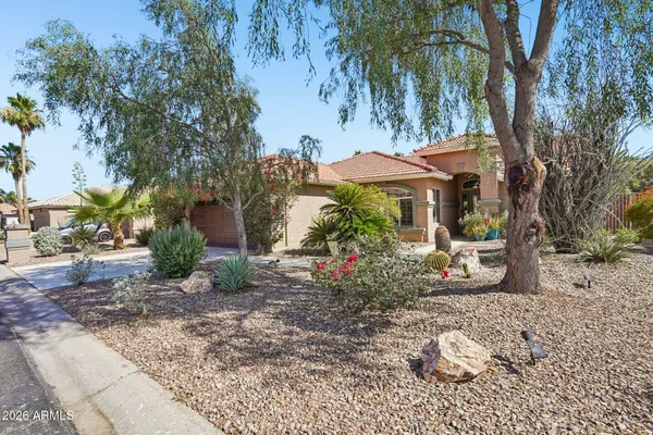 Property Slideshow image 3 of 65 | 8922 e stoney vista dr, Sun Lakes, AZ, 85248