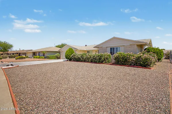 Property Slideshow image 3 of 40 | 9726 w hutton dr, Sun City, AZ, 85351