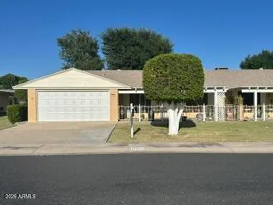 Property Slideshow image 3 of 30 | 10512 w el capitan cir, Sun City, AZ, 85351