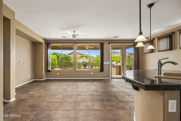 Property Slideshow image 3 of 28 | 4219 e donato dr, Gilbert, AZ, 85298