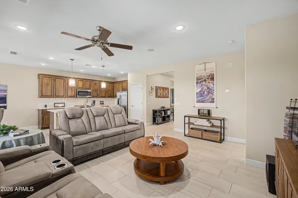 Property Slideshow image 3 of 52 | 4406 w hanna dr, Eloy, AZ, 85131