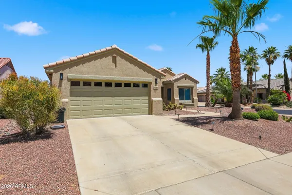Property Slideshow image 2 of 53 | 16202 w tapatio dr, Surprise, AZ, 85374
