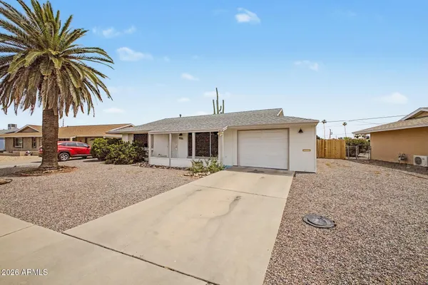 Property Slideshow image 2 of 31 | 9933 w riviera dr, Sun City, AZ, 85351