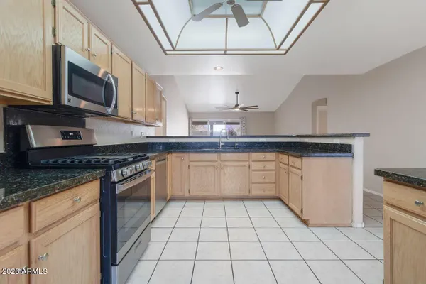 Property Slideshow image 3 of 26 | 10773 w tonopah dr, Peoria, AZ, 85373