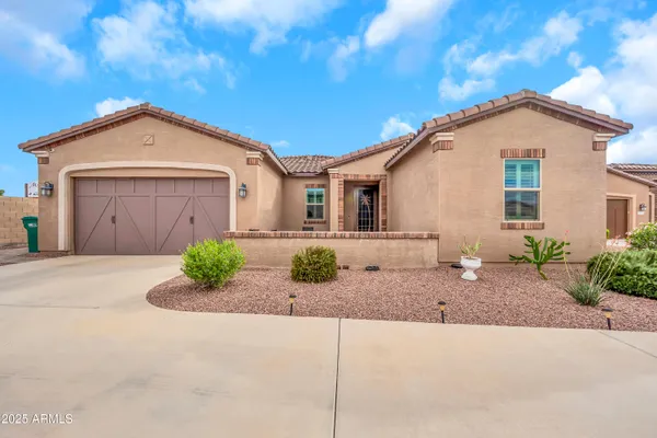 Property Slideshow image 2 of 68 | 41553 w springtime rd, Maricopa, AZ, 85138