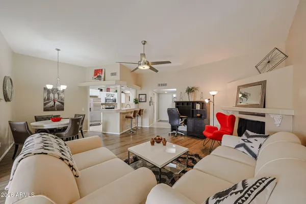 Property Slideshow image 3 of 31 | 17417 n 105th ave, Sun City, AZ, 85373