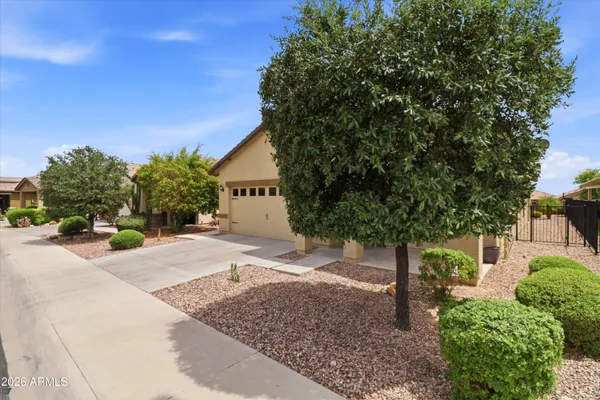 Property Slideshow image 3 of 29 | 22427 w la pasada blvd, Buckeye, AZ, 85326