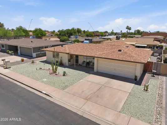 Property Slideshow image 2 of 32 | 5149 e farmdale ave, Mesa, AZ, 85206
