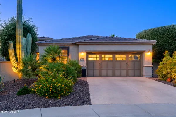 Property Slideshow image 2 of 61 | 13040 w hummingbird ter, Peoria, AZ, 85383