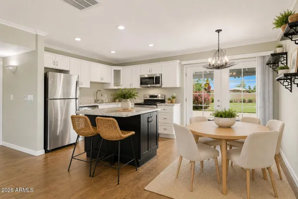 Property Slideshow image 3 of 19 | 2310 e betty elyse ln, Phoenix, AZ, 85022