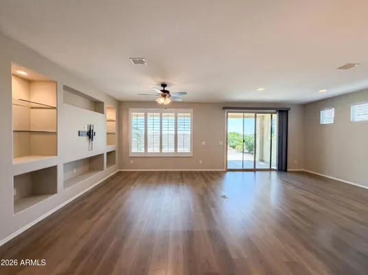 Property Slideshow image 3 of 19 | 4387 n presidio dr, Florence, AZ, 85132