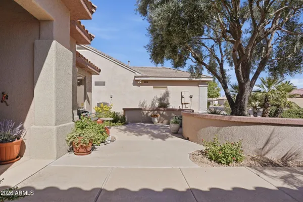 Property Slideshow image 3 of 30 | 18132 n villa bella dr, Surprise, AZ, 85374