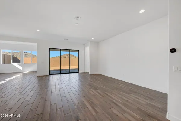 Property Slideshow image 3 of 35 | 21640 w glenrosa ave, Buckeye, AZ, 85396