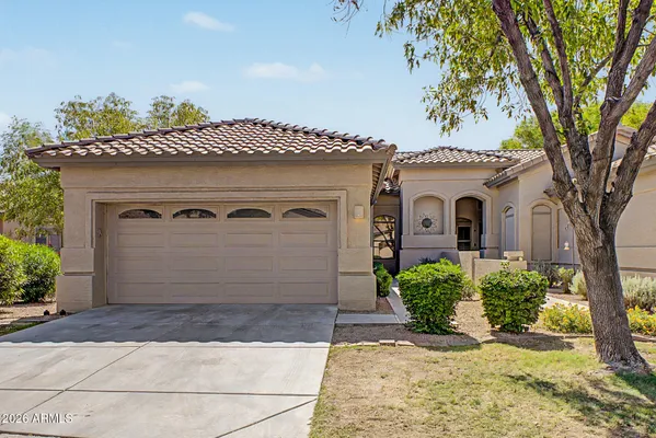 Property Slideshow image 2 of 27 | 23712 s pleasant way, Sun Lakes, AZ, 85248