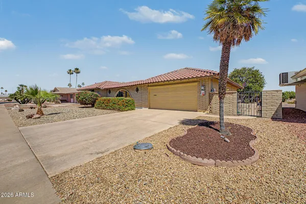 Property Slideshow image 3 of 41 | 10357 w cameo dr, Sun City, AZ, 85351