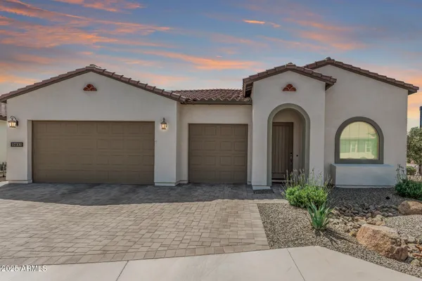 Property Slideshow image 2 of 70 | 17331 w wildwood st, Surprise, AZ, 85388