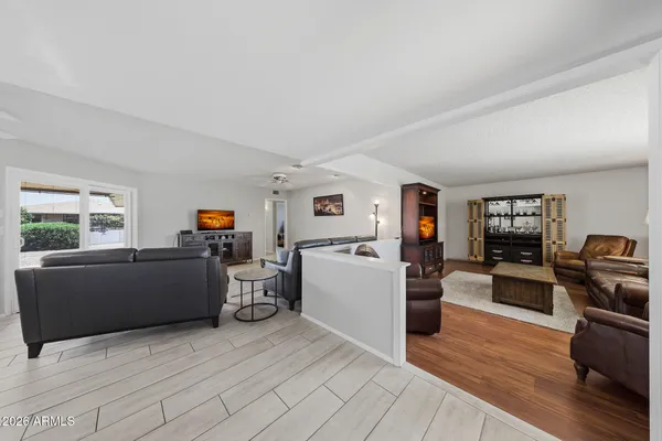 Property Slideshow image 2 of 57 | 10714 w saratoga cir, Sun City, AZ, 85351