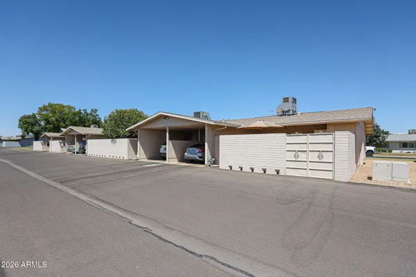 Property Slideshow image 3 of 27 | 13812 n garden court dr, Sun City, AZ, 85351