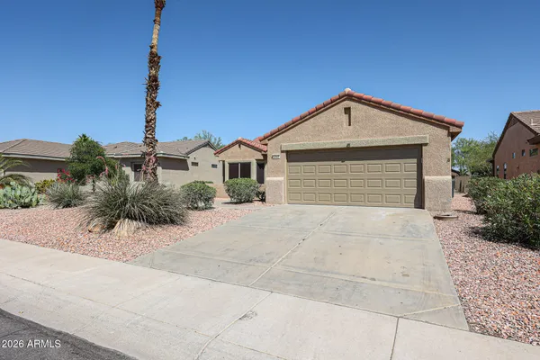 Property Slideshow image 3 of 40 | 17635 n thoroughbred dr, Surprise, AZ, 85374