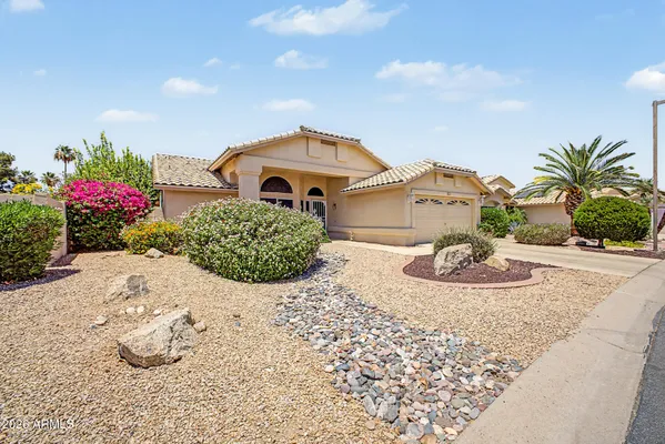 Property Slideshow image 2 of 35 | 17560 n rainbow cir, Surprise, AZ, 85374