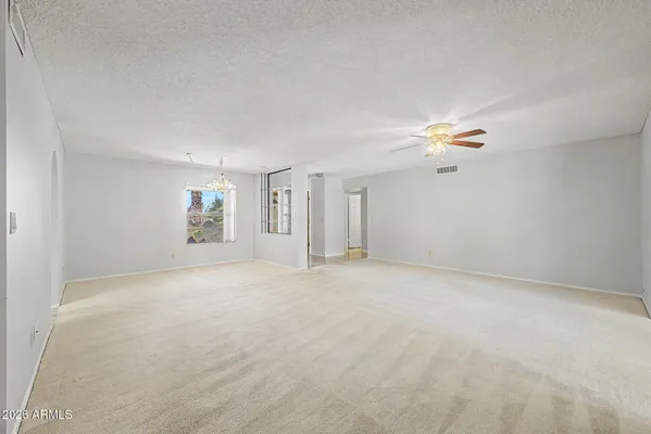 Property Slideshow image 3 of 25 | 9814 w wescott dr, Peoria, AZ, 85382