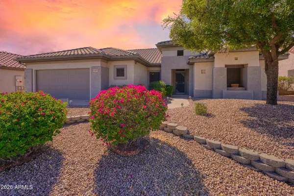Property Slideshow image 2 of 36 | 15872 w laurel canyon ct, Surprise, AZ, 85374