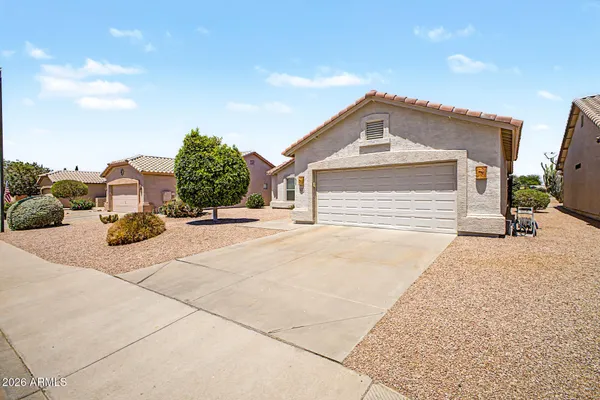 Property Slideshow image 3 of 48 | 6836 s tamarron way, Chandler, AZ, 85249