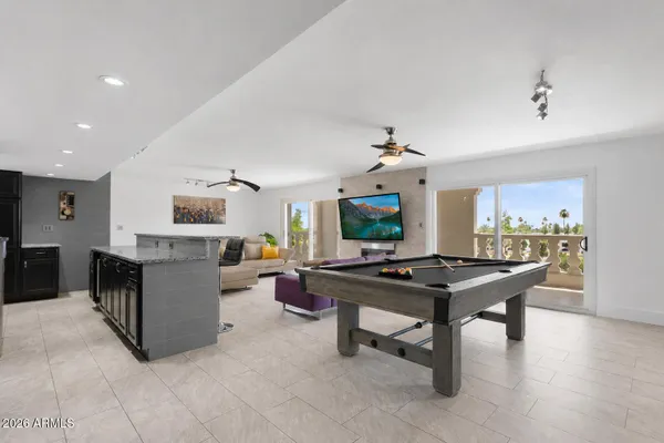 Property Slideshow image 2 of 32 | 7940 e camelback rd 411, Scottsdale, AZ, 85251