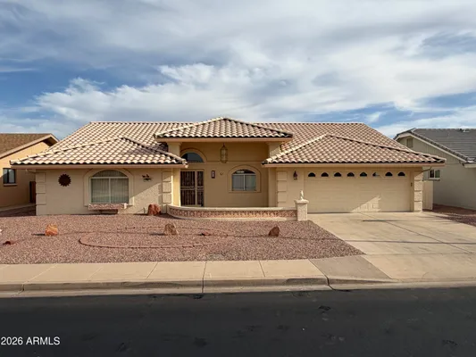 Property Slideshow image 2 of 2 | 7833 e nopal ave, Mesa, AZ, 85209