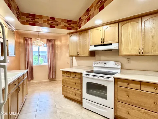 Property Slideshow image 3 of 17 | 10878 w coggins dr, Sun City, AZ, 85351