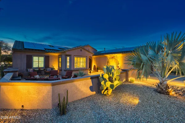 Property Slideshow image 2 of 60 | 21248 n mariposa grove ln, Surprise, AZ, 85387