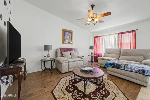 Property Slideshow image 3 of 24 | 1462 e torrey pines ln, Chandler, AZ, 85249