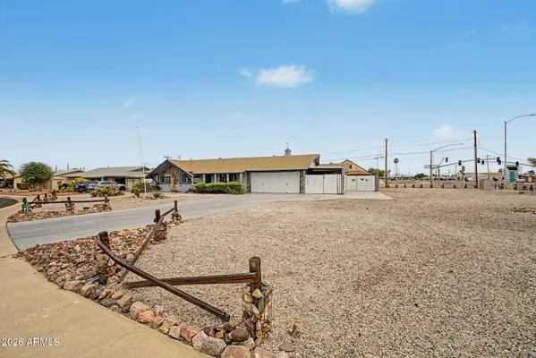 Property Slideshow image 3 of 25 | 11033 w alabama ave, Sun City, AZ, 85351