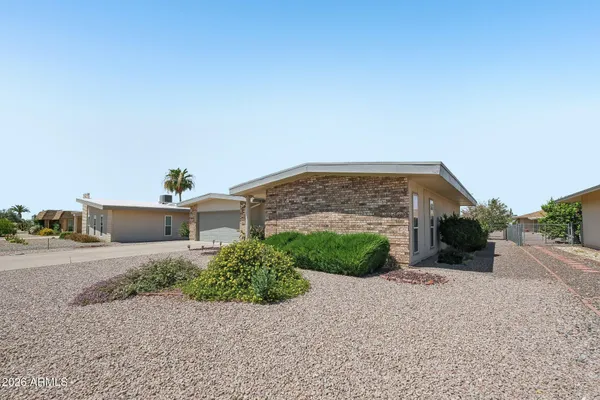 Property Slideshow image 2 of 30 | 16626 n orchard hills dr, Sun City, AZ, 85351