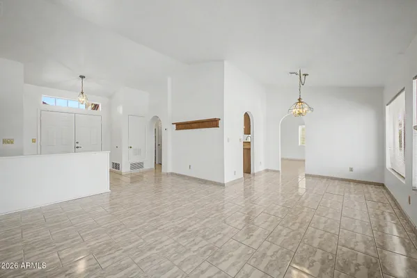 Property Slideshow image 3 of 31 | 11066 w runion dr, Peoria, AZ, 85373