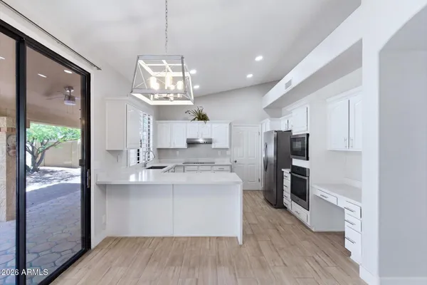 Property Slideshow image 3 of 26 | 9720 w escuda dr, Peoria, AZ, 85382
