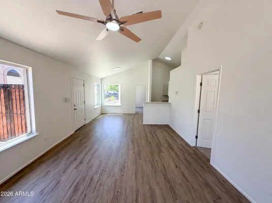 Property Slideshow image 3 of 17 | 18627 n 33rd dr, Phoenix, AZ, 85027
