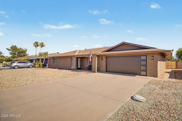 Property Slideshow image 3 of 28 | 13015 w whispering oaks dr, Sun City West, AZ, 85375