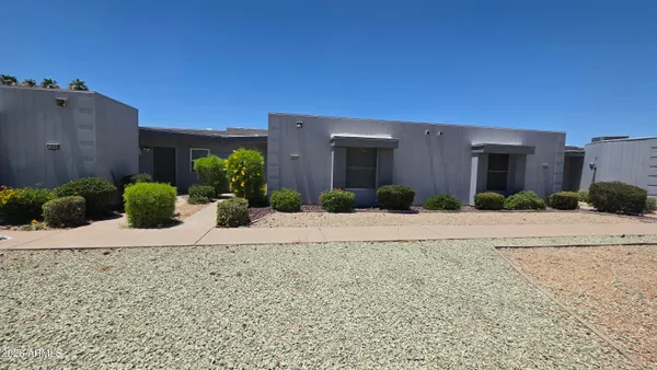 Property Slideshow image 2 of 27 | 10546 w palmeras dr, Sun City, AZ, 85373